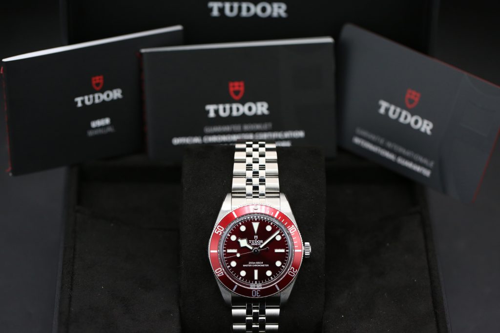 Tudor 7939A1A0RU Red BLACK BAY 39mm 2025