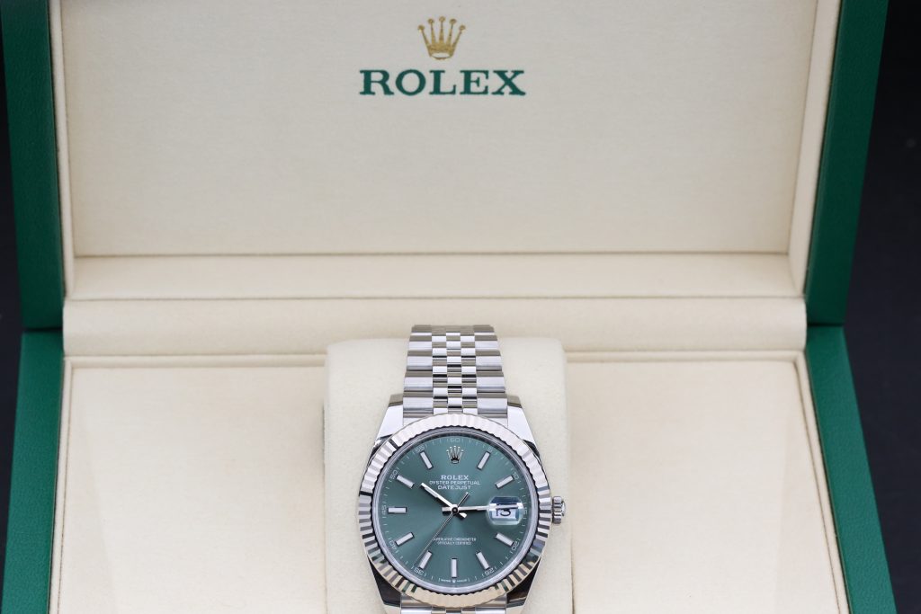 Rolex 126334 Mint Green DATEJUST 41mm 2025