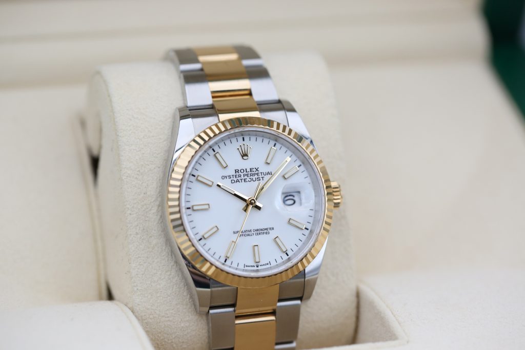Rolex 126233 White DATEJUST 36mm 2023