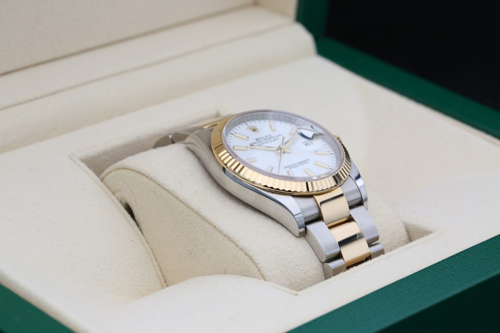 Rolex 126233 White DATEJUST 36mm 2023
