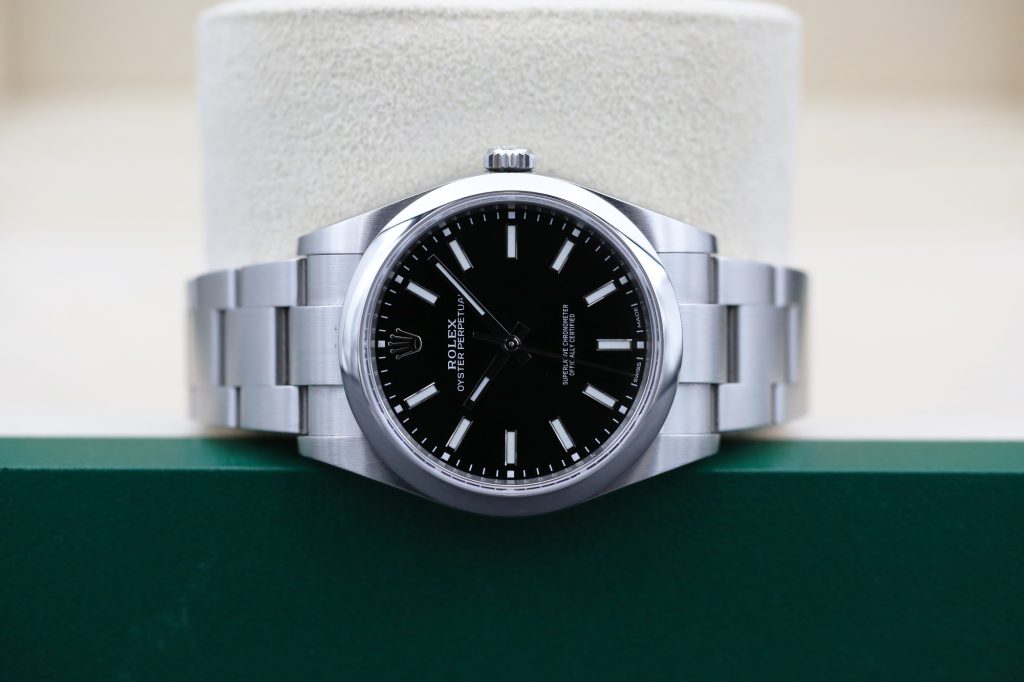 Rolex 114300 Black OYSTER PERPETUAL 39mm 2019
