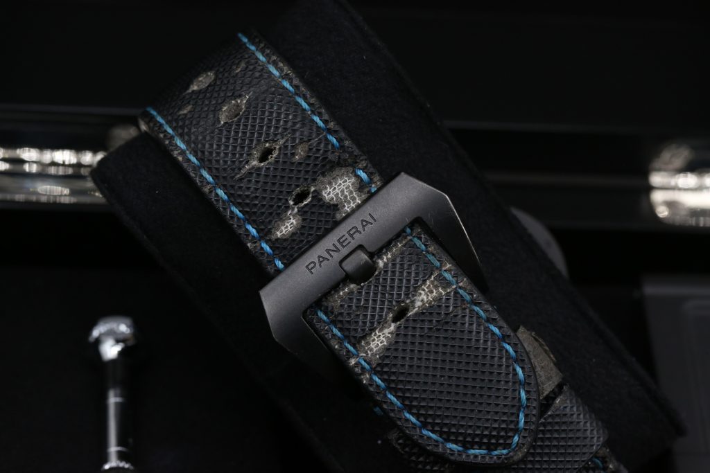 Panerai PAM01661 Black MARINA 44mm 2022