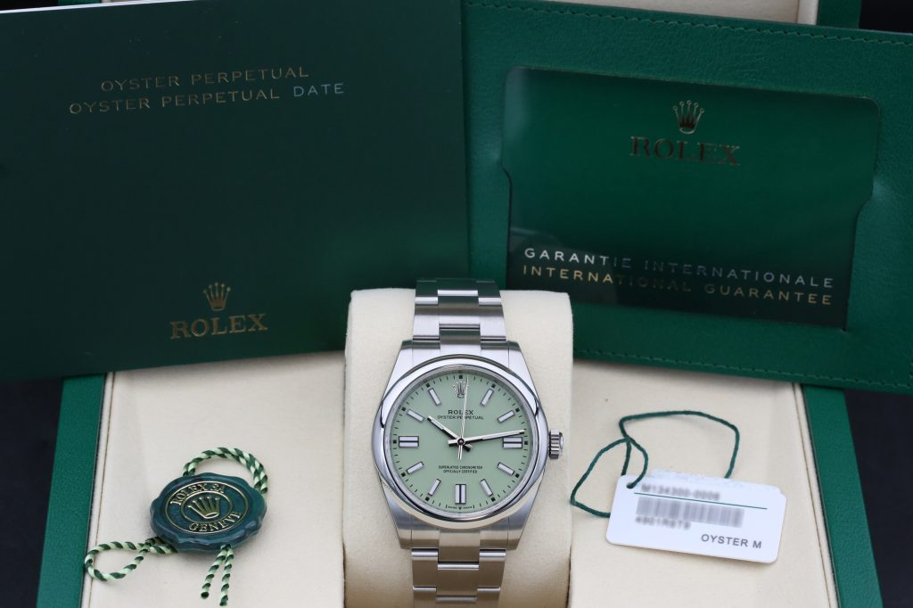 Rolex 134300 Pistachio OYSTER PERPETUAL  41mm 2025