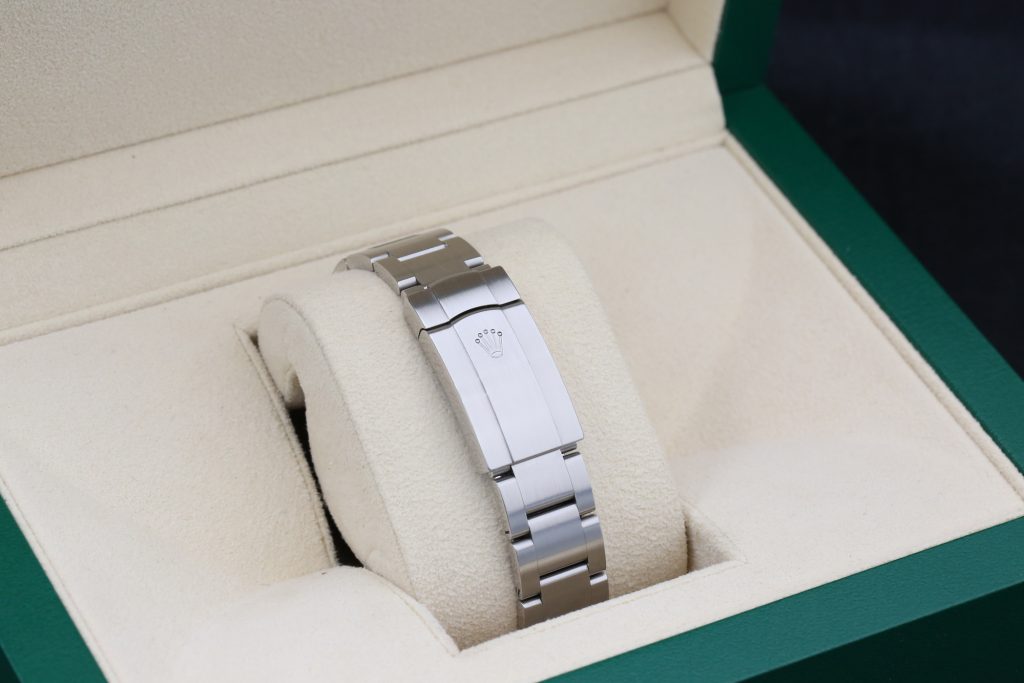 Rolex 114300 Black OYSTER PERPETUAL 39mm 2019