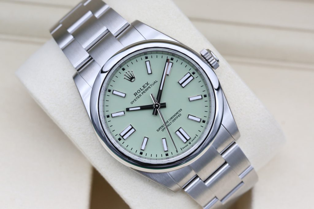 Rolex 134300 Pistachio OYSTER PERPETUAL  41mm 2025