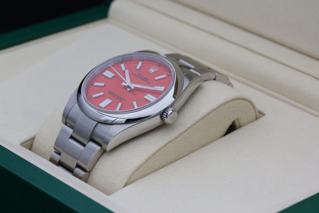 Rolex 124300 Coral Red OYSTER PERPETUAL 41mm 2021