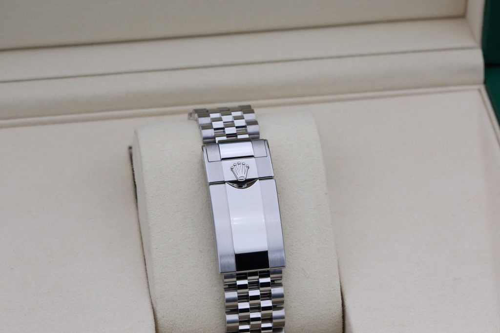 Rolex 126710GRNR Black GMT MASTER II 40mm 2025 Bruce Wayne
