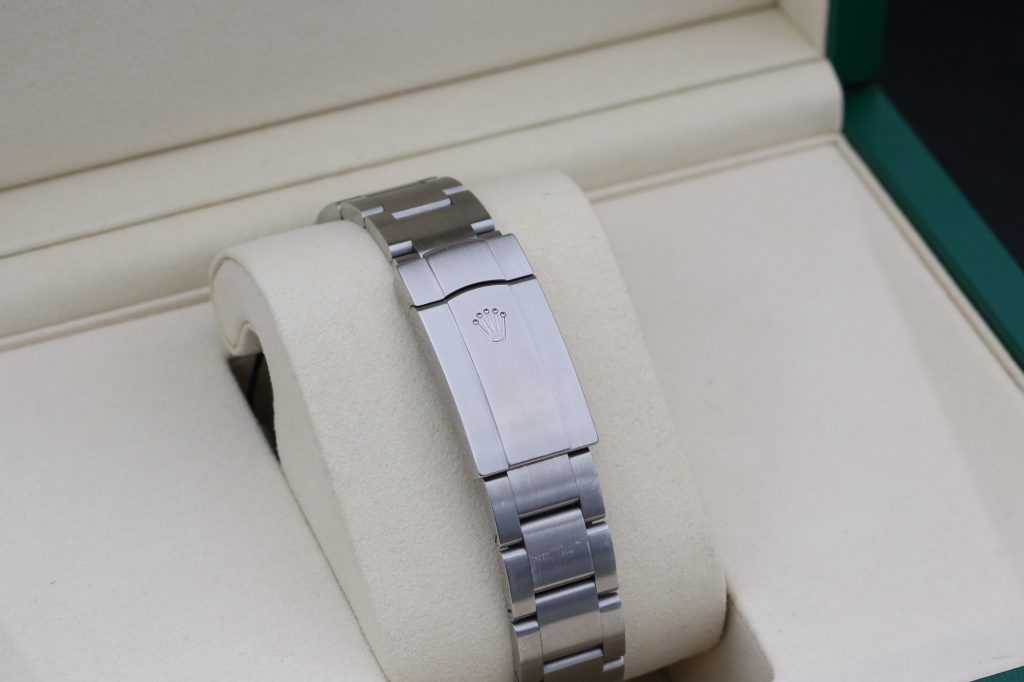 Rolex 124300 Coral Red OYSTER PERPETUAL 41mm 2021