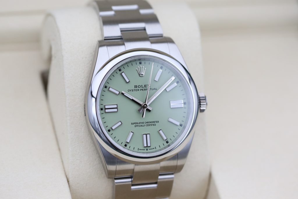Rolex 134300 Pistachio OYSTER PERPETUAL  41mm 2025