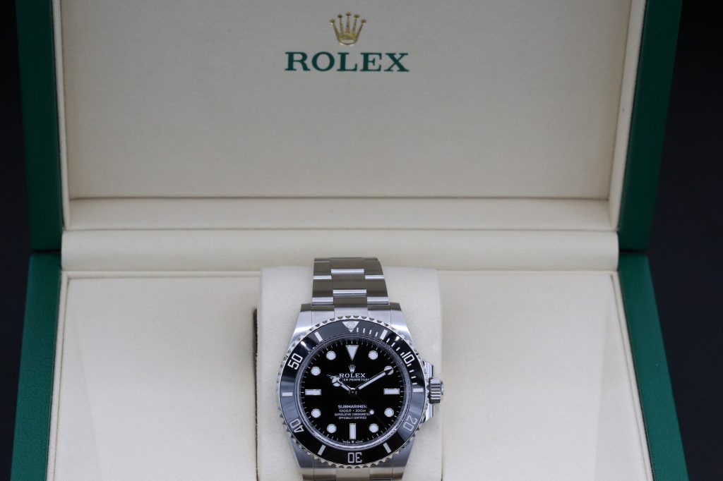 Rolex 124060 Black SUBMARINER 41mm 2025