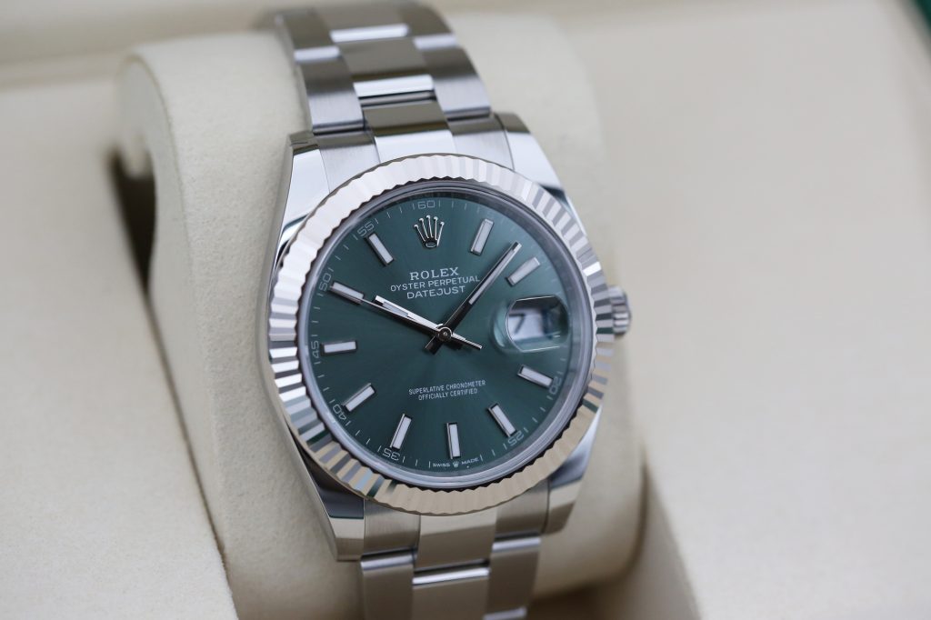 Rolex 126334 Mint Green DATEJUST 41mm 2025