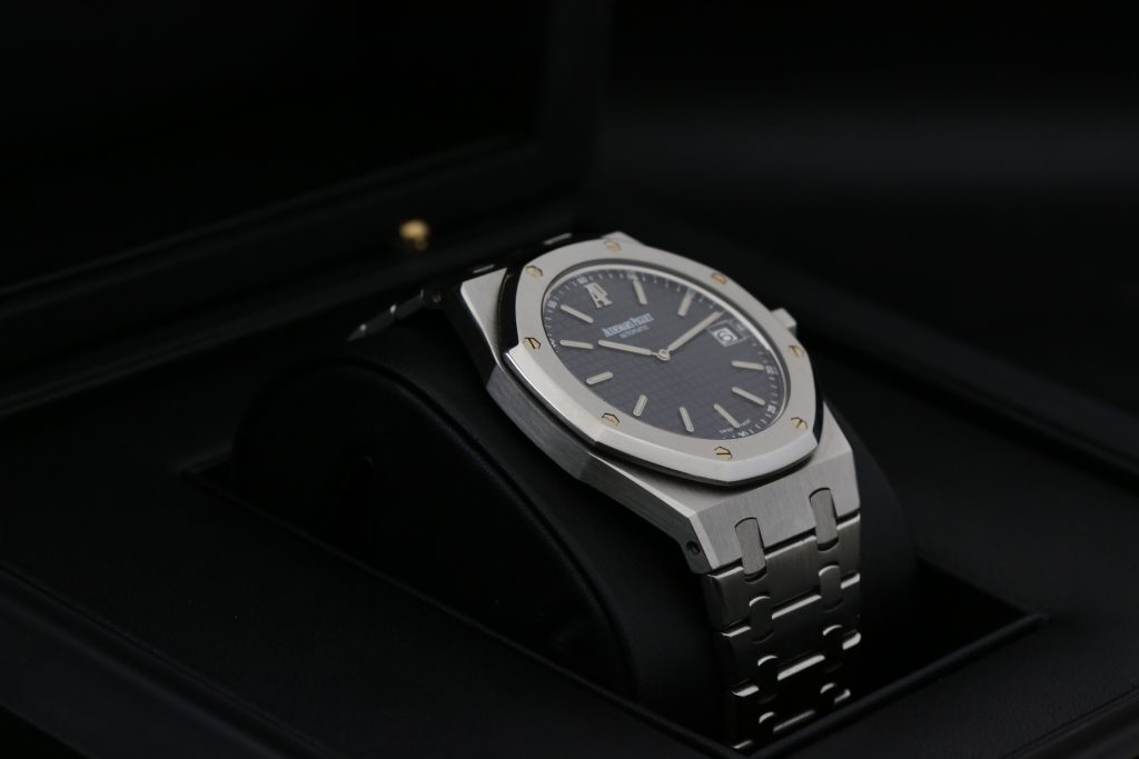 Audemars Piguet 15202ST.OO.0944ST.02 Blue ROYAL OAK  39mm 2003