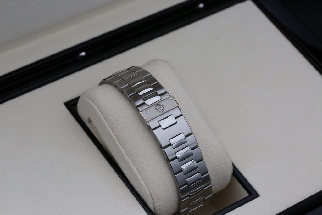 Patek Philippe 5980/1A-014 Black NAULTIUS 44mm 2012