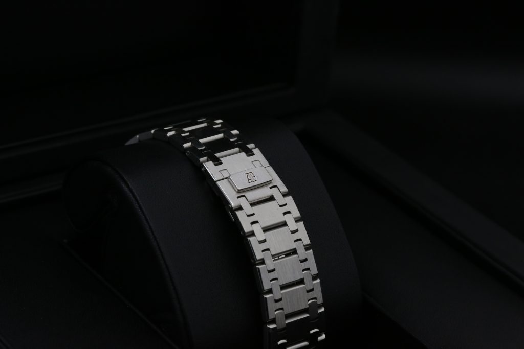 Audemars Piguet 15202ST.OO.0944ST.02 Blue ROYAL OAK  39mm 2003