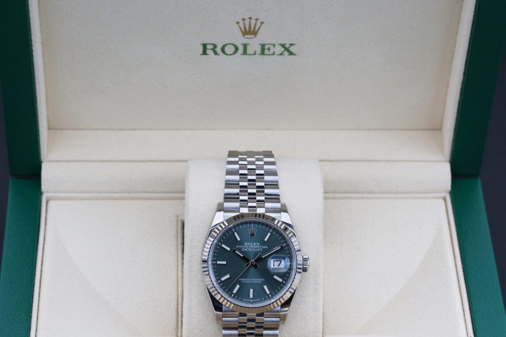 Rolex 126234 Mint Green DATEJUST 36mm 2023
