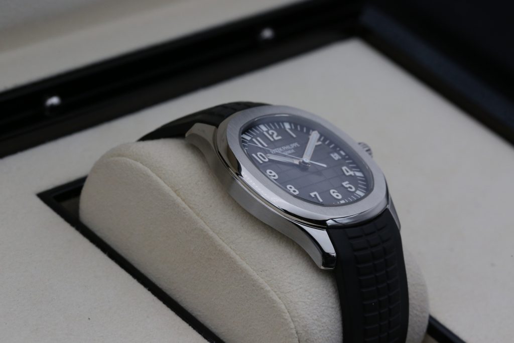 Patek Philippe 5167A Black AQUANAUT  40mm 2020