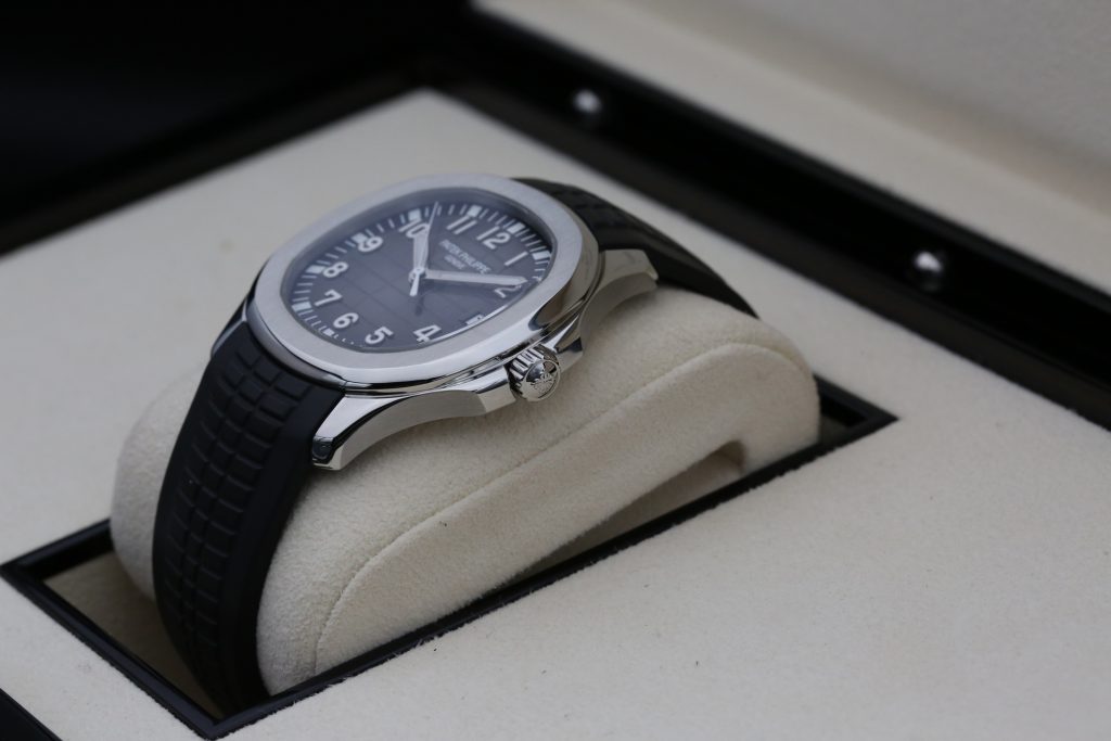Patek Philippe 5167A Black AQUANAUT  40mm 2020