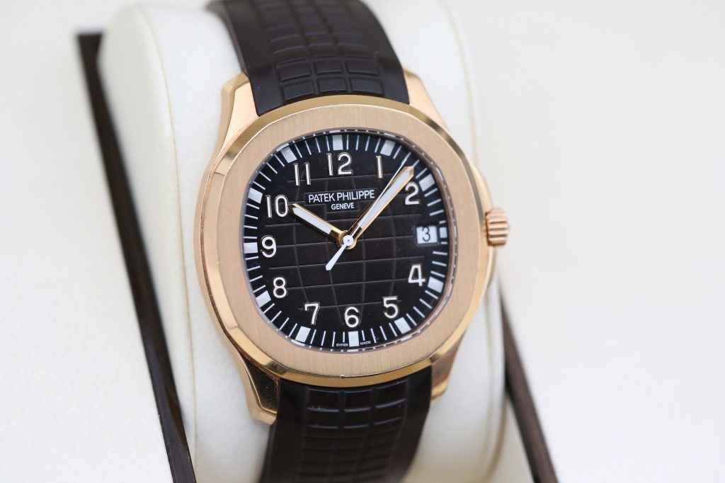 Patek Philippe 5167R-001 Chocolate AQUANAUT  40mm 2009