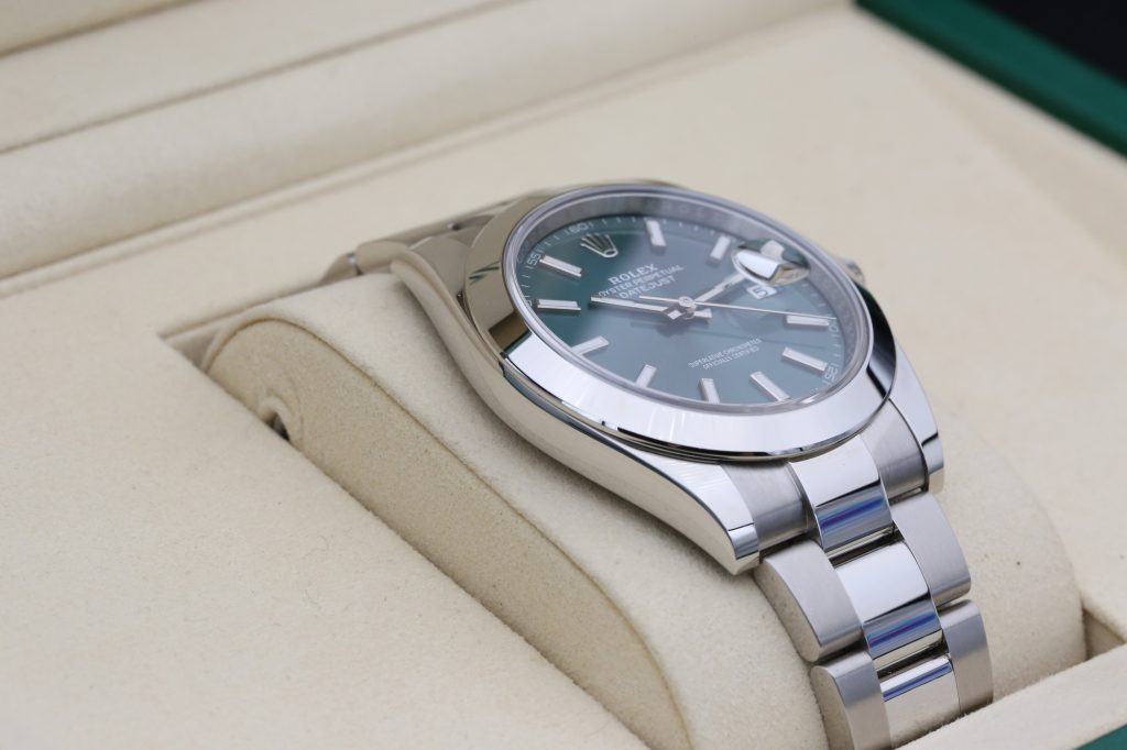 Rolex 126300 Green DATEJUST 41mm 2025