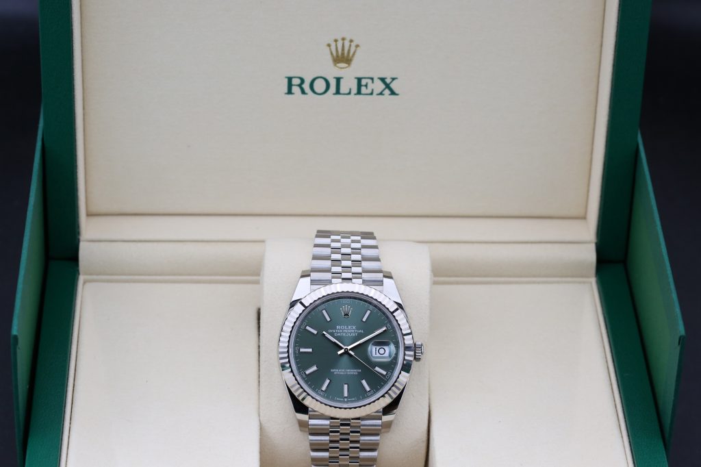 Rolex 126334 Green DATEJUST 41mm 2025
