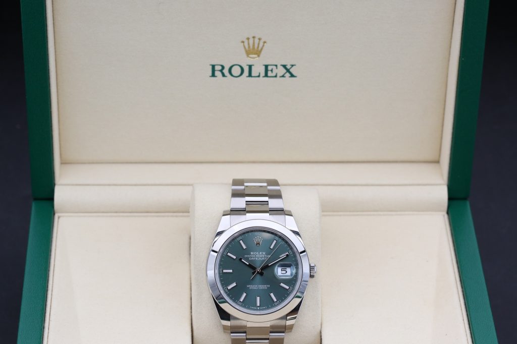 Rolex 126300 Green DATEJUST 41mm 2025