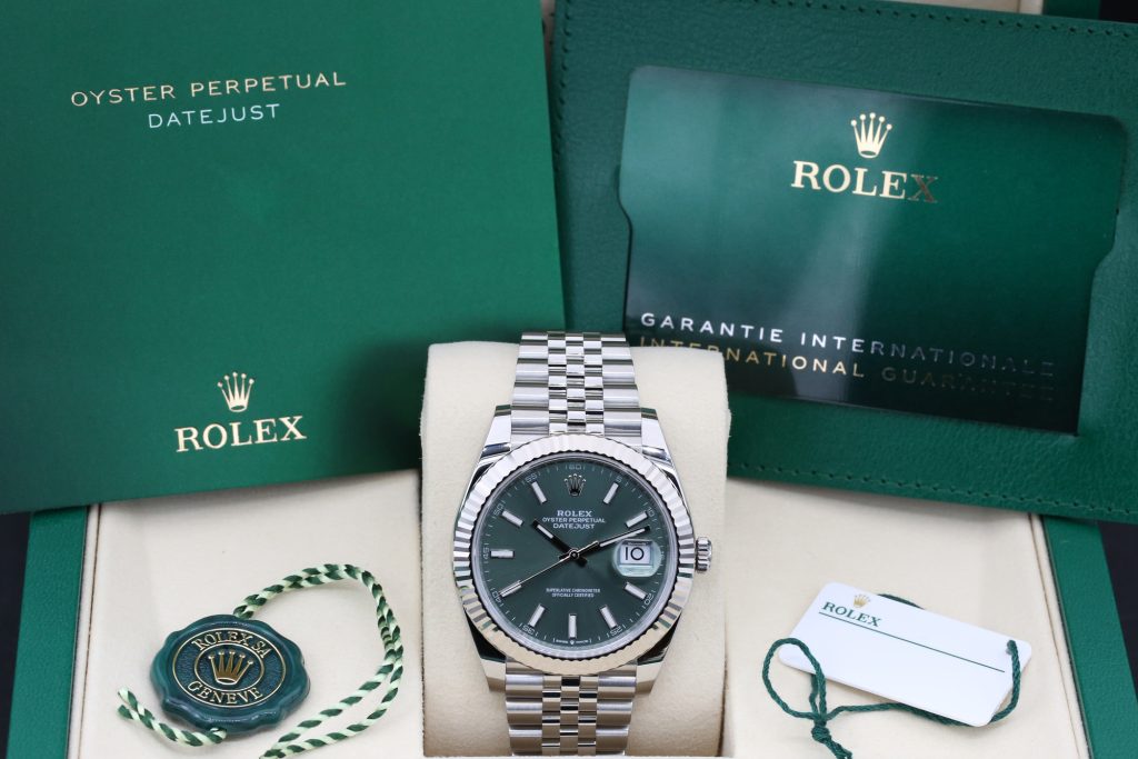 Rolex 126334 Green DATEJUST 41mm 2025