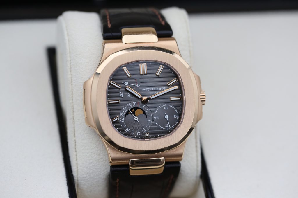 Patek Philippe 5712R-001 Grey NAUTILUS  40mm 2019