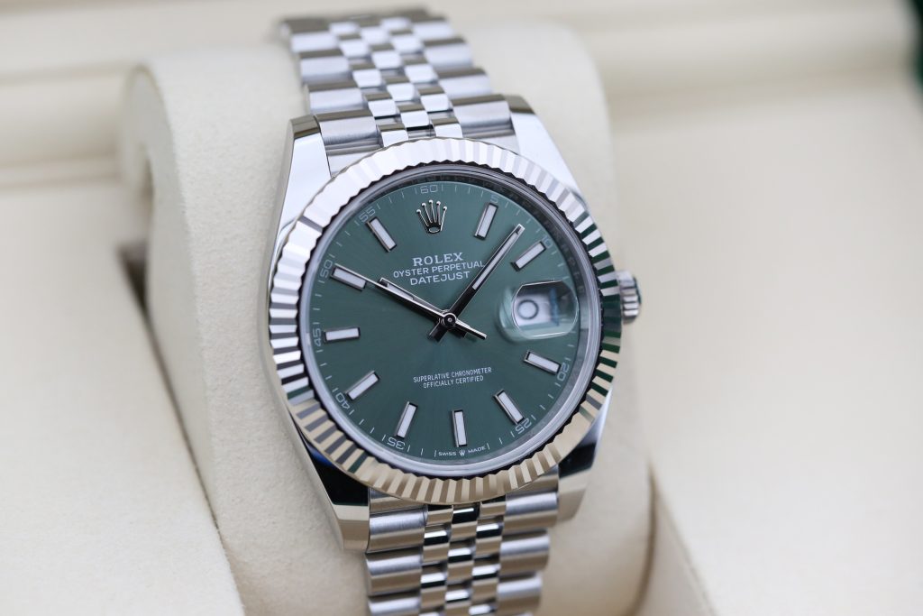 Rolex 126334 Green DATEJUST 41mm 2025