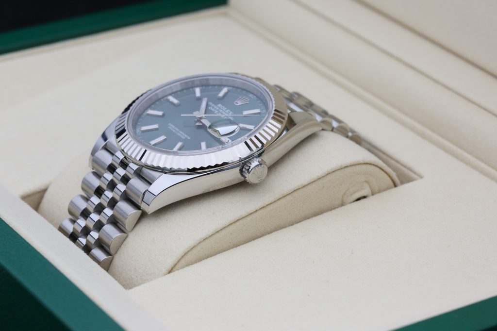 Rolex 126334 Green DATEJUST 41mm 2025