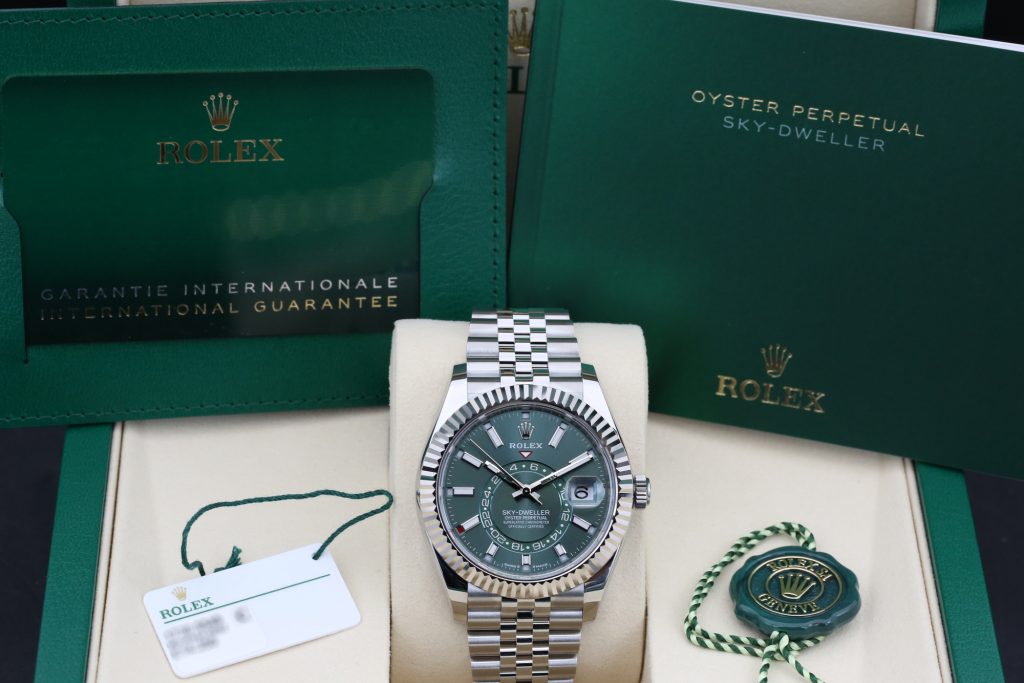 Rolex 336934 Green SKY-DWELLER 42mm 2025