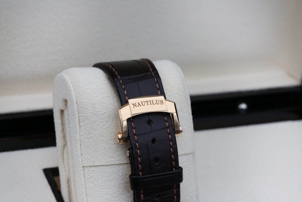 Patek Philippe 5712R-001 Grey NAUTILUS  40mm 2019