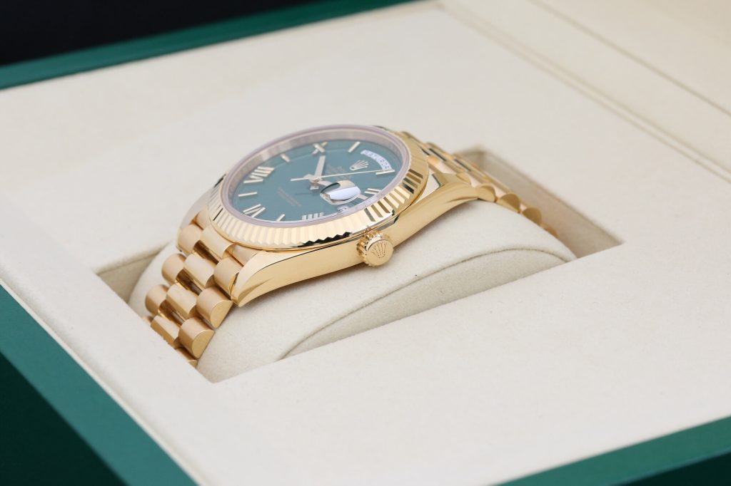 Rolex 228238 Green DAY-DATE 40mm 2025