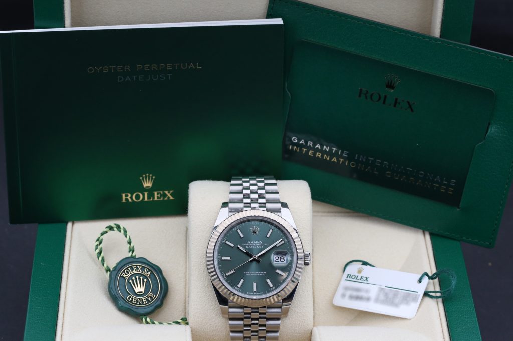 Rolex 126334 Mint Green DATEJUST 41mm 2023
