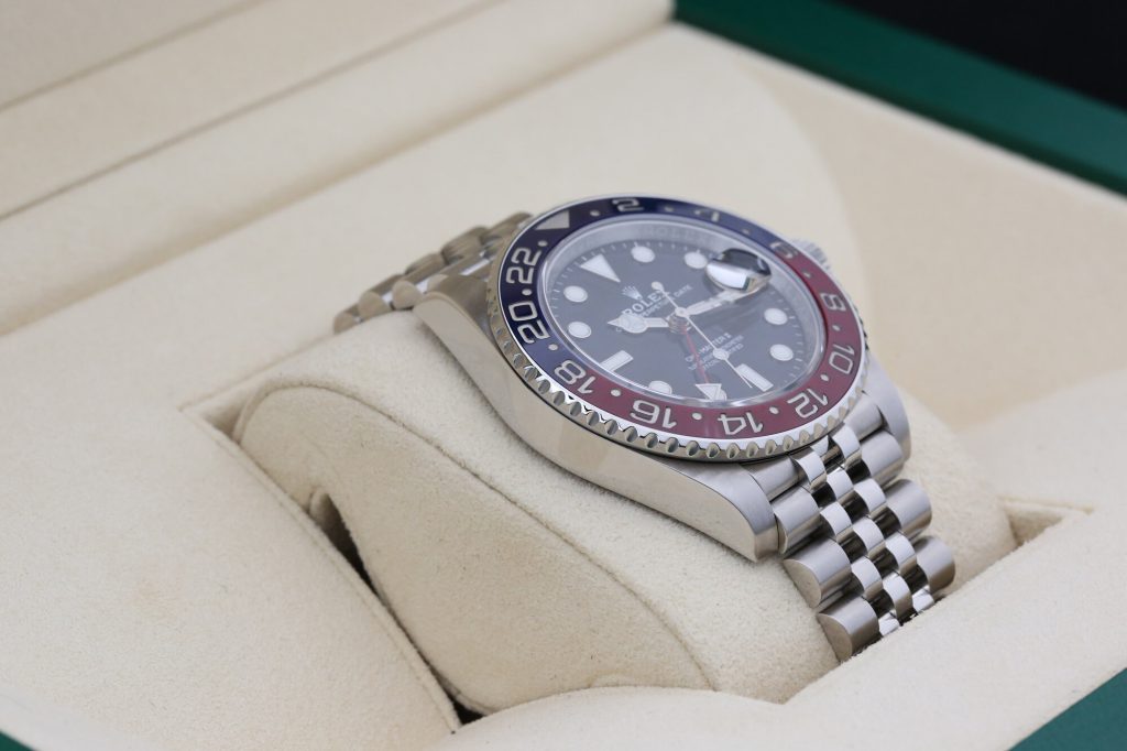 Rolex 126710BLRO Black GMT-MASTER II 40mm 2020 Pepsi