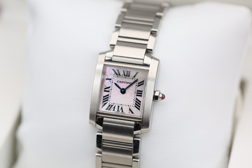 Cartier 2384 Mother Of Pearl CARTIER TANK 25mm 2006