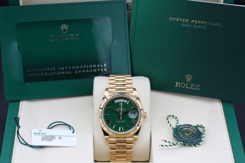Rolex 228238 Green DAY-DATE 40mm 2025