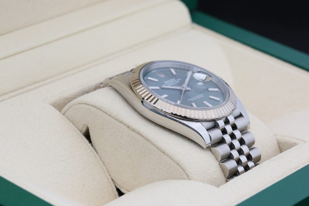 Rolex 126334 Mint Green DATEJUST 41mm 2023