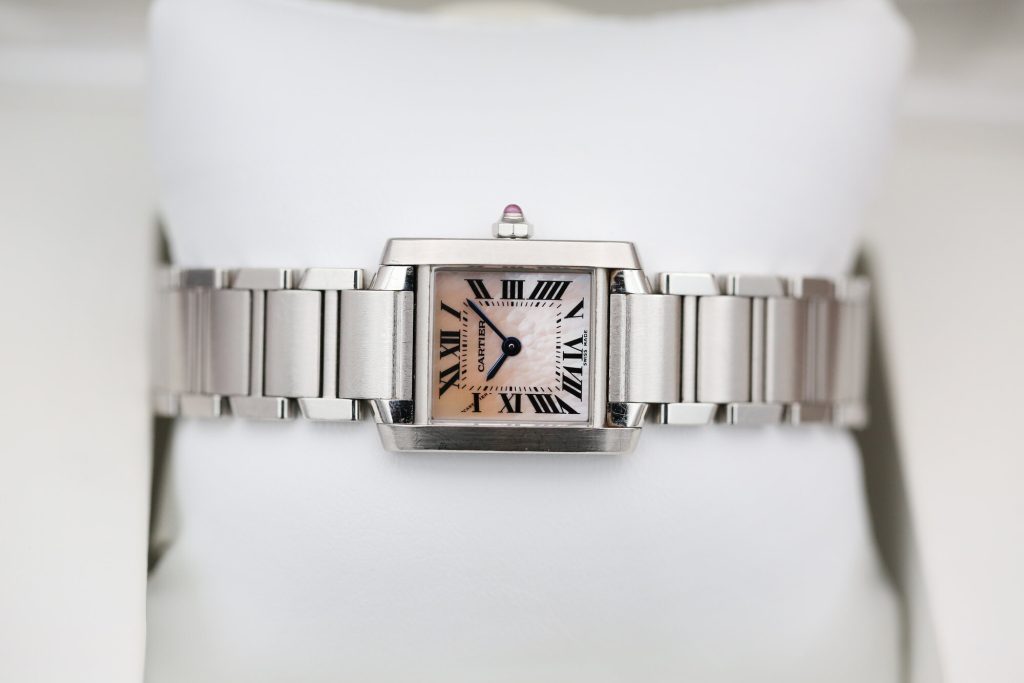 Cartier 2384 Mother Of Pearl CARTIER TANK 25mm 2006