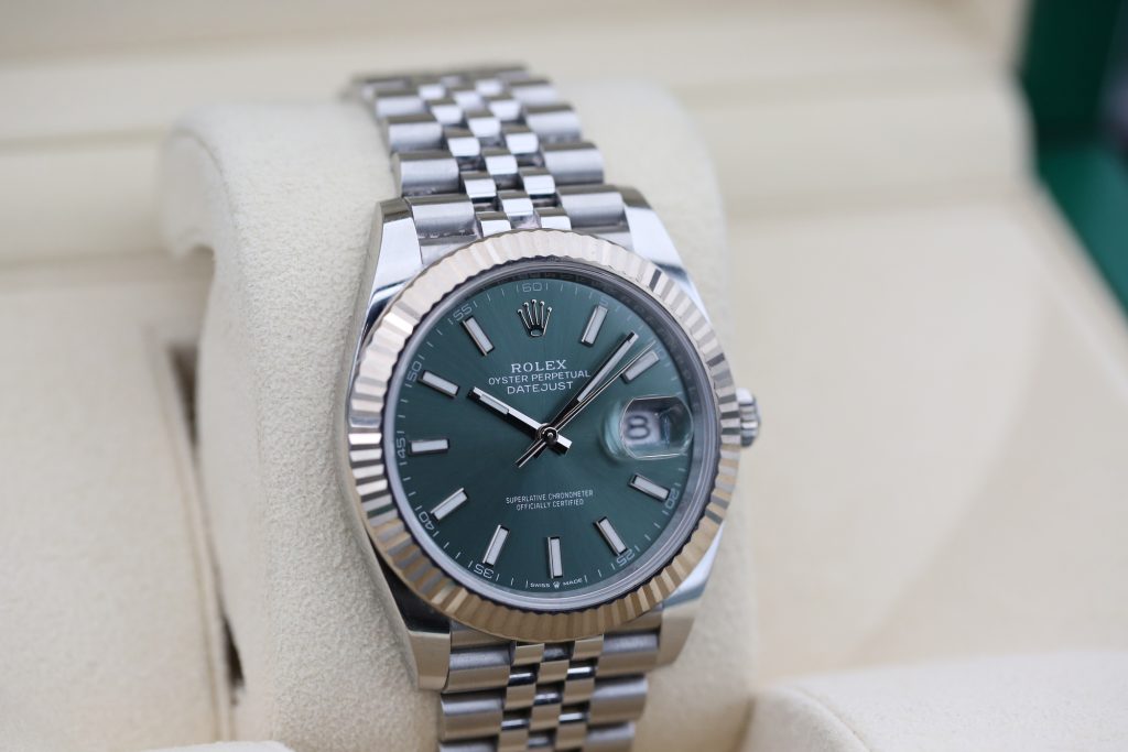Rolex 126334 Mint Green DATEJUST 41mm 2023