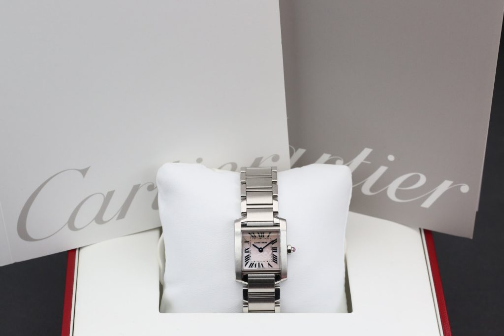 Cartier 2384 Mother Of Pearl CARTIER TANK 25mm 2006