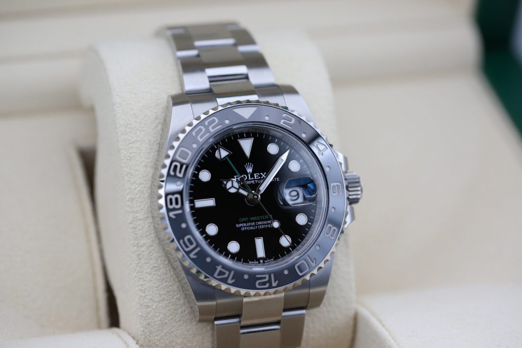Rolex 126710GRNR Black GMT MASTER II 40mm 2024