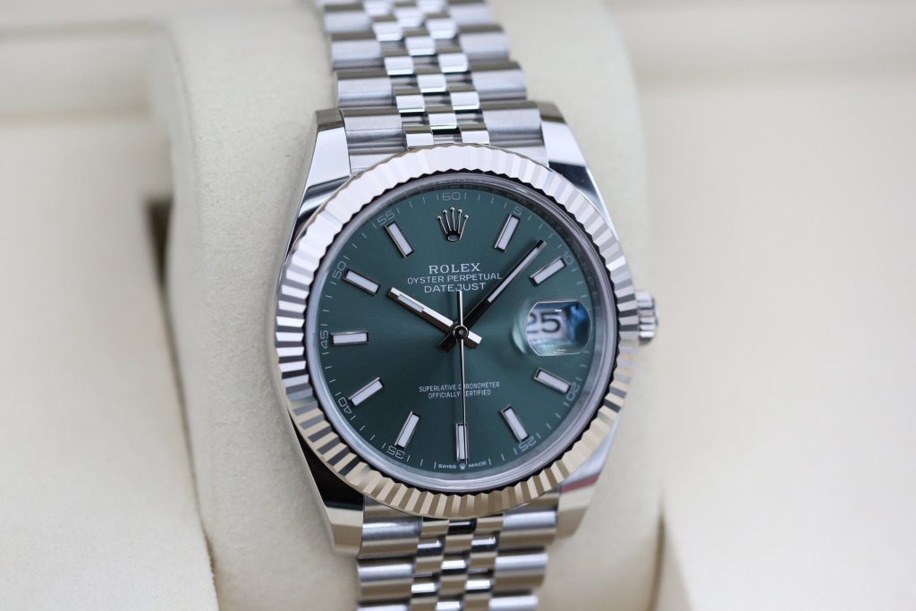 Rolex 126334 Mint Green DATEJUST 41mm 2025