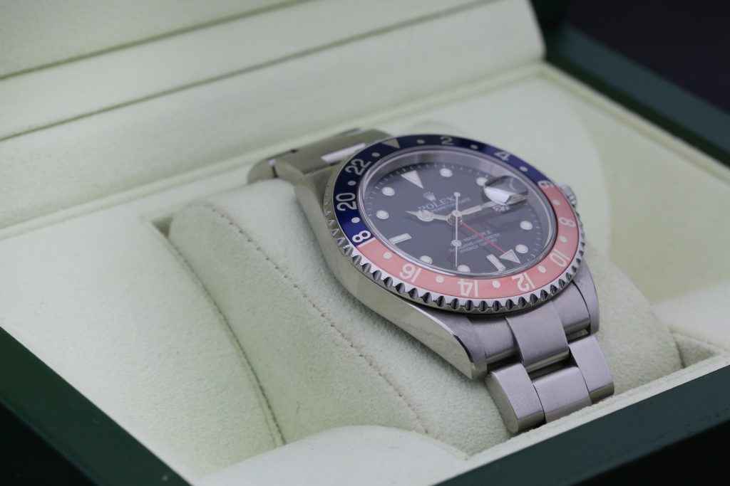 Rolex 16710 Black GMT MASTER II 40mm 2005 Pepsi