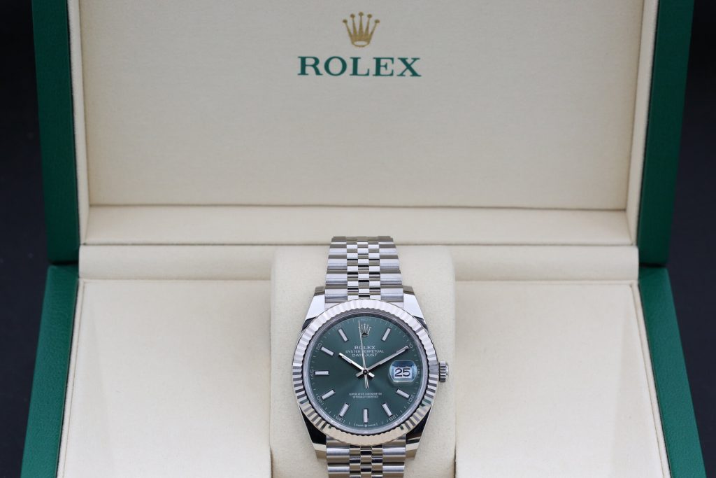 Rolex 126334 Mint Green DATEJUST 41mm 2025