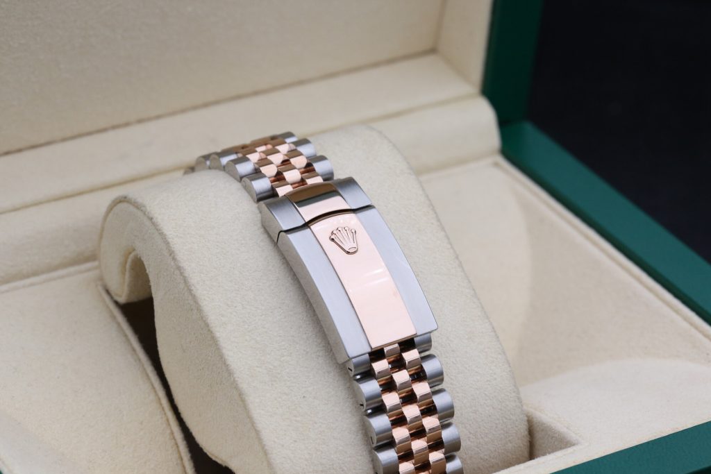 Rolex 126231 Rhodium DATEJUST 36mm 2023
