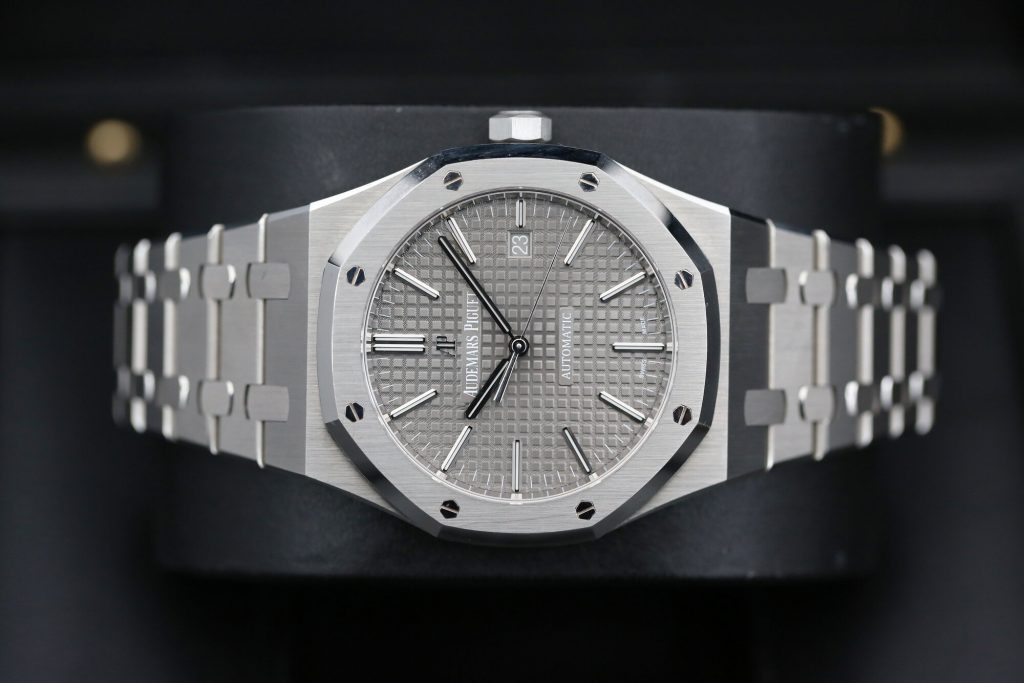Audemars Piguet 15400ST.OO.1220ST.04 Grey ROYAL OAK  41mm 2019