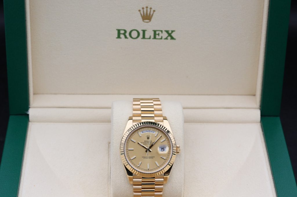 Rolex 228238 Champagne DAY-DATE 40mm 2021