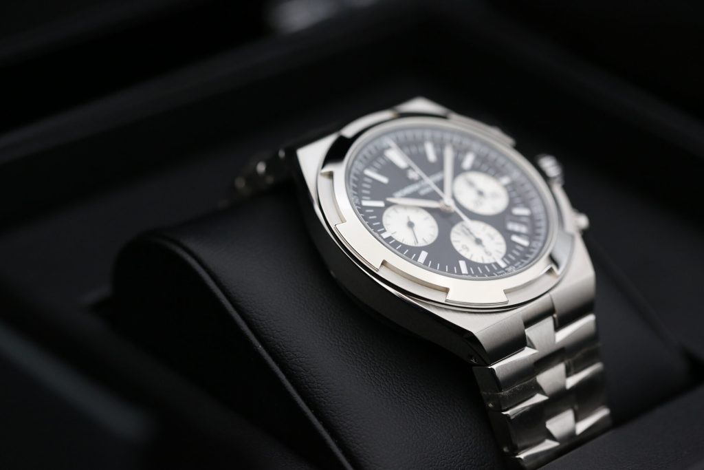 Vacheron Constantin 5520V/210A-B481 Black OVERSEAS  42.5mm 2025