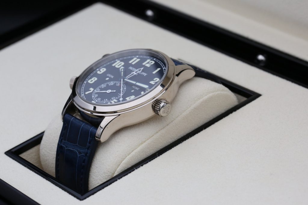 Patek Philippe 5524G-001 Blue CALATRAVA PILOT  42mm 2021