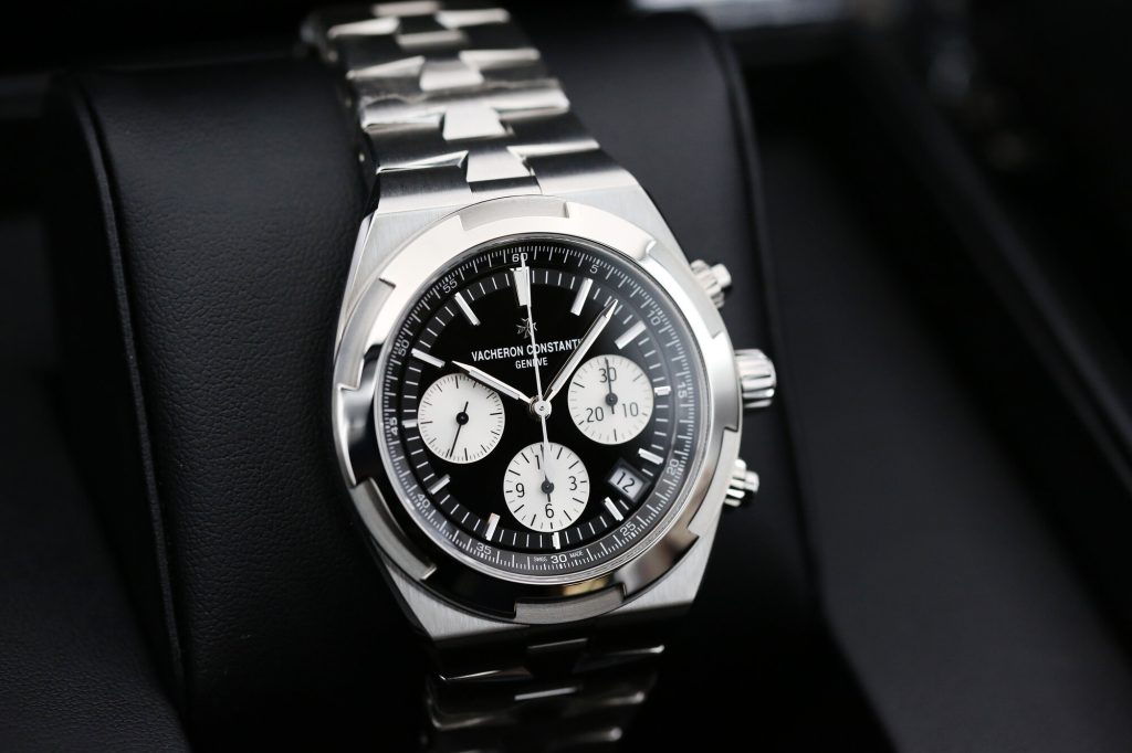 Vacheron Constantin 5520V/210A-B481 Black OVERSEAS  42.5mm 2025